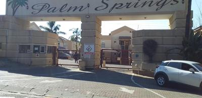 Townhouse For Sale in Meredale, Johannesburg