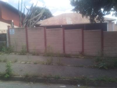 House For Sale in Malvern, Johannesburg