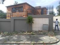 Apartment / Flat For Sale in Townsview, Johannesburg