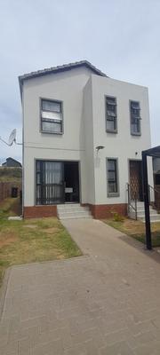 Cluster House For Sale in South Hills, Johannesburg