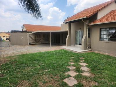 House For Rent in Ormonde, Johannesburg