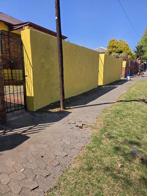 House For Sale in Rosettenville, Johannesburg